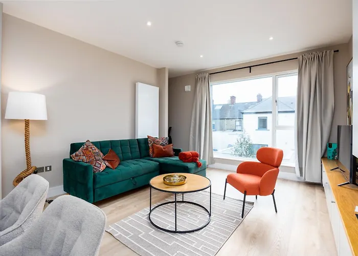 New 2-bed With Garden Near Google Hq & Train Station *