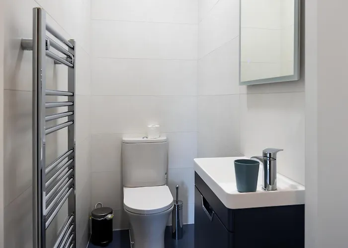 New 2-bed With Garden Near Google Hq & Train Station Casa de Férias