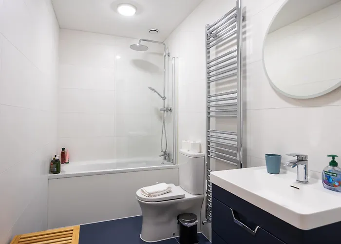 펜션 New 2-bed With Garden Near Google Hq & Train Station