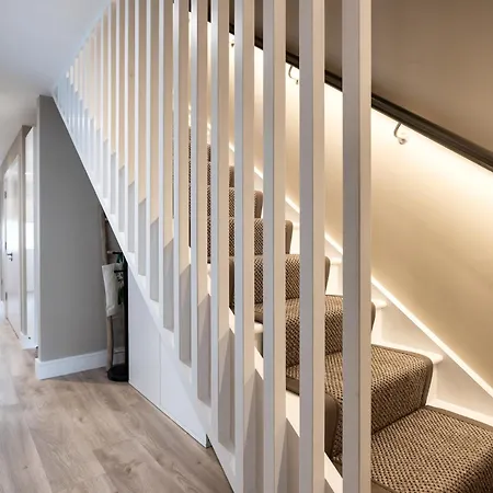 بيت للعطل New 2-bed With Garden Near Google Hq & Train Station